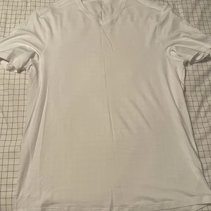 Men’s Lululemon 5 Year Basic Tee (L)